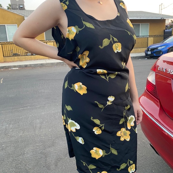 Vintage floral tie dress for layering! - Picture 4 of 4